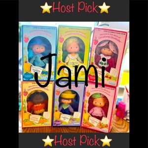 6 NIB STRAWBERRY SHORTCAKE DOLLS VINTAGE TOYS FLAT